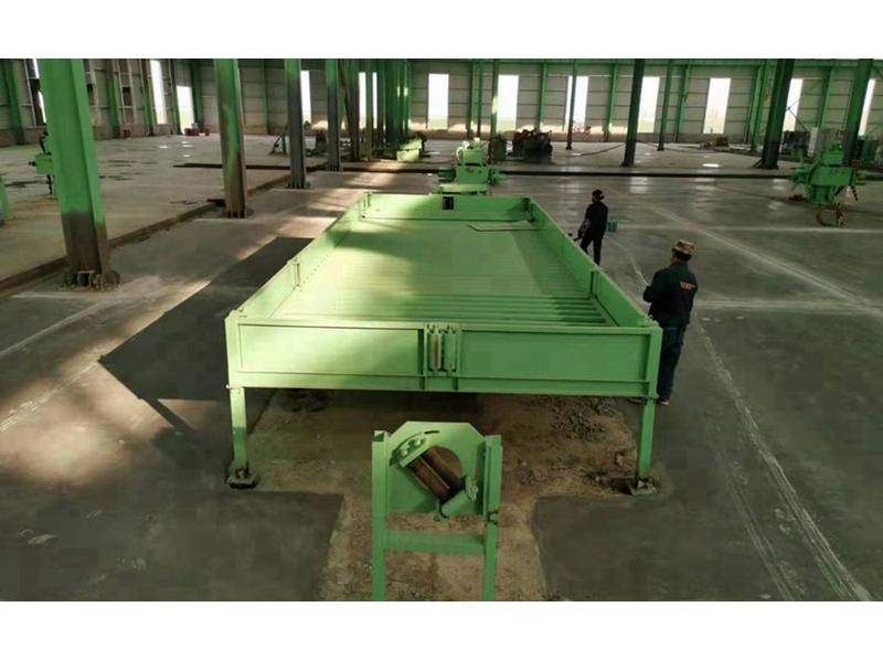 Flat storage silo
